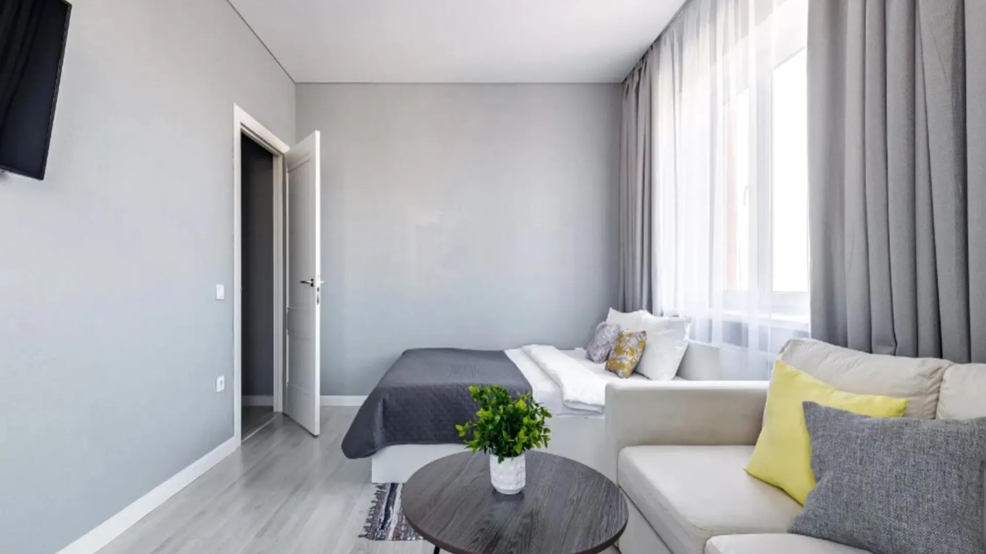 Elite Majesty Apartment London