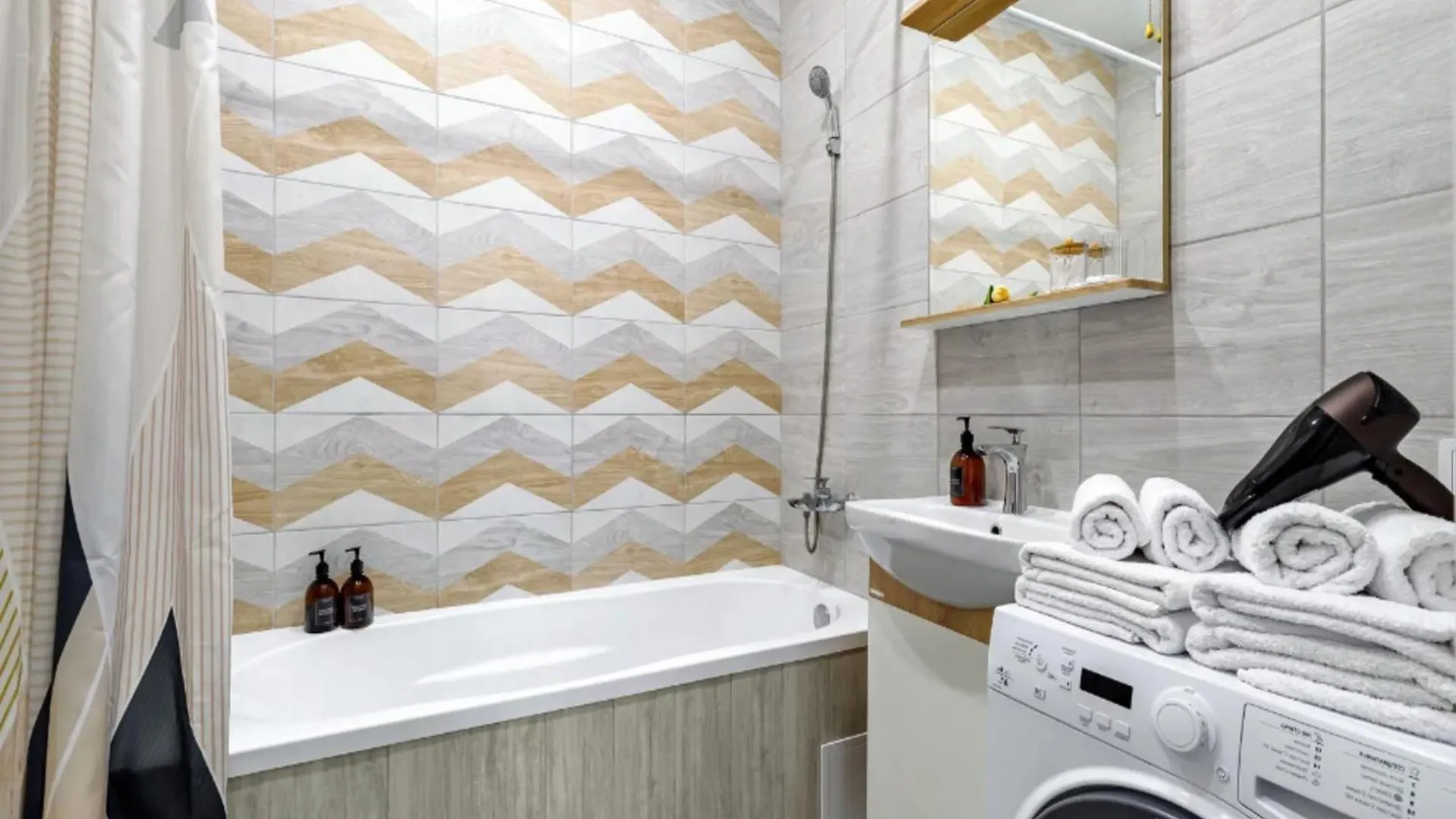 Elite Majesty Apartment London